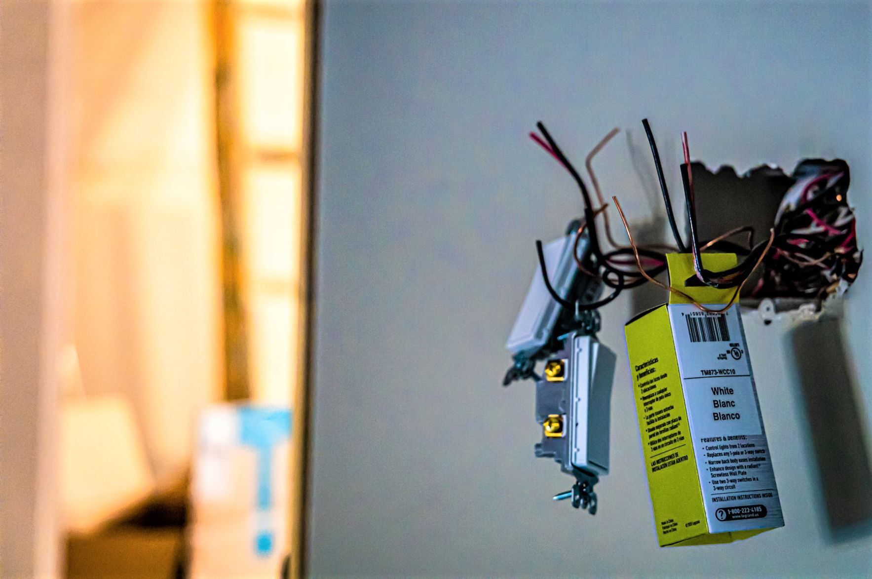 Electrical wiring closeup.jpg